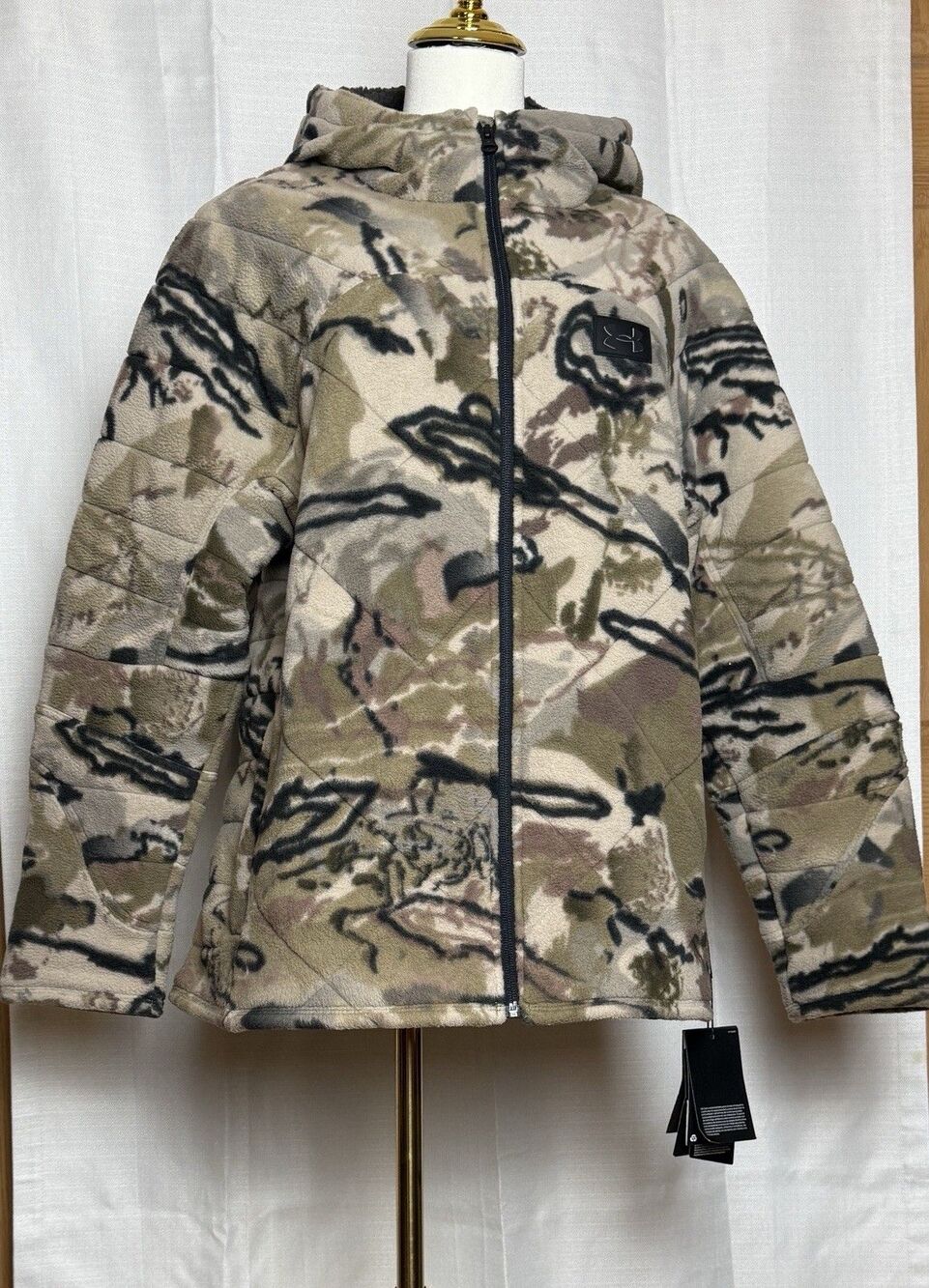 Under Armour  Women's XL Barren Camo Fleece Jacket Mid Season Kit NWT